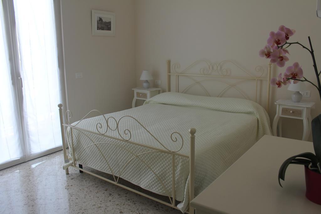 B&B Il Giglio Bianco Sorrento Room photo