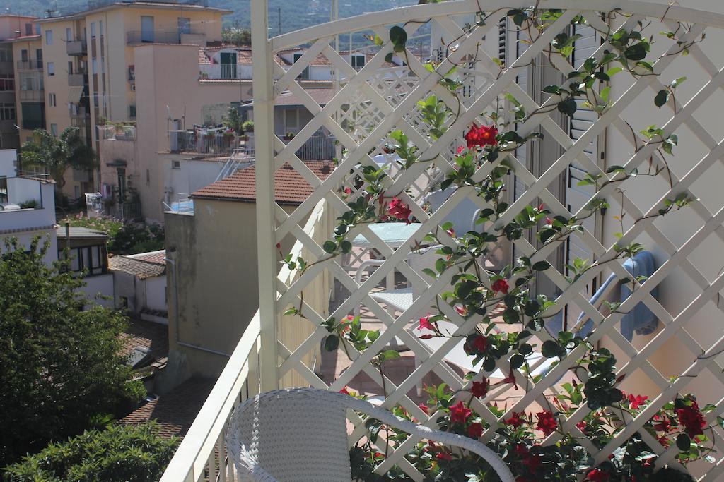 B&B Il Giglio Bianco Sorrento Room photo